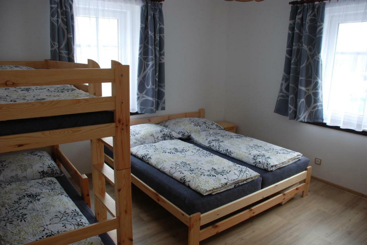 Apartman Raketa Pernink ภายนอก รูปภาพ